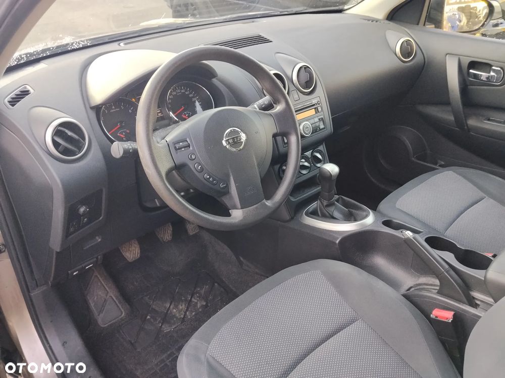 Nissan Qashqai - 5