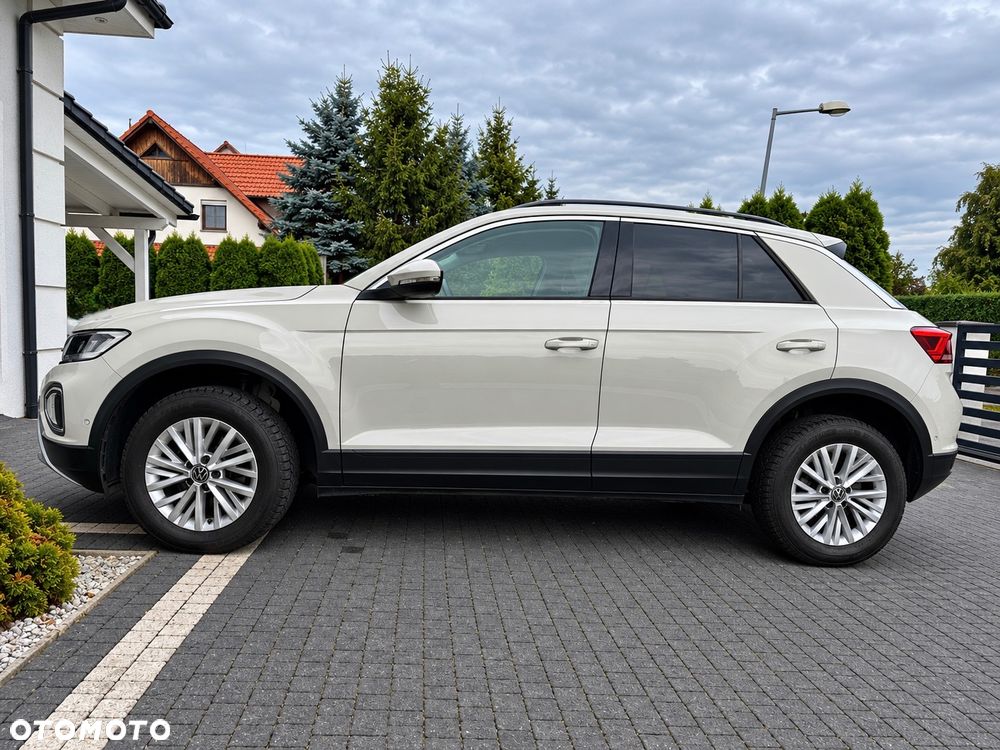 Volkswagen T-Roc 2023 photo 3