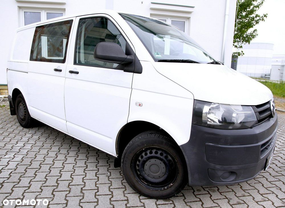 Volkswagen Transporter - 28