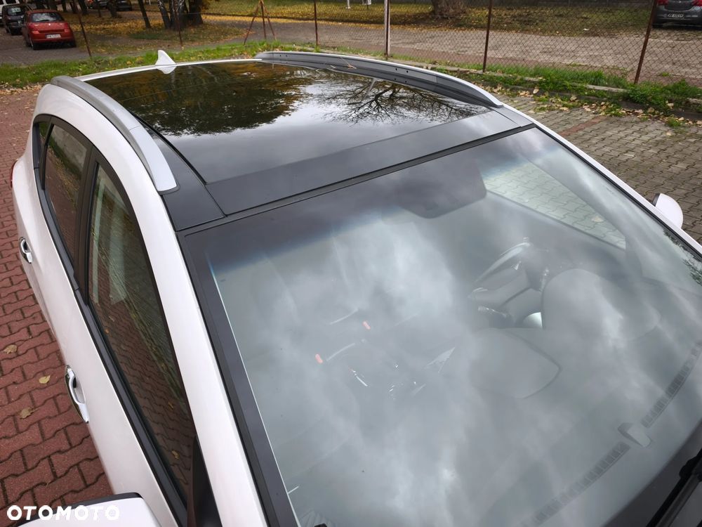 Hyundai ix35 2.0 CRDi 4WD Automatik Premium - 16