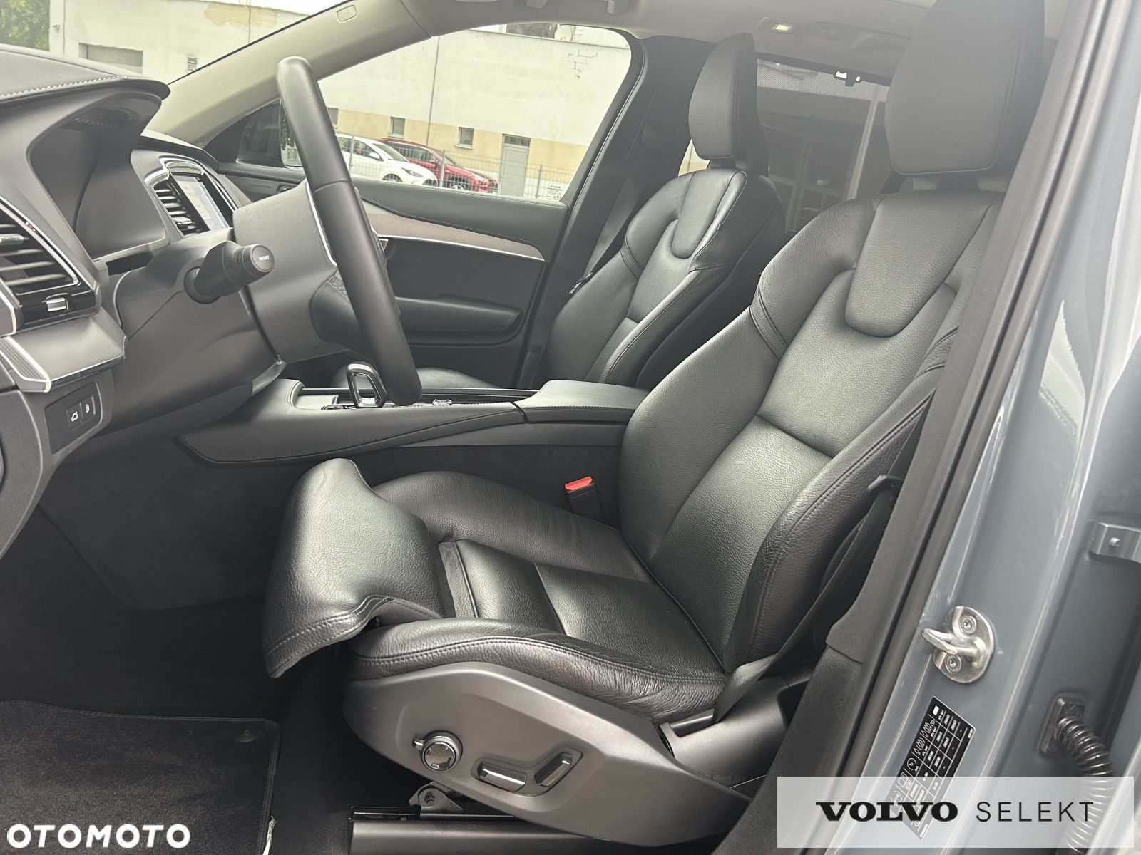 Volvo XC 90 - 11