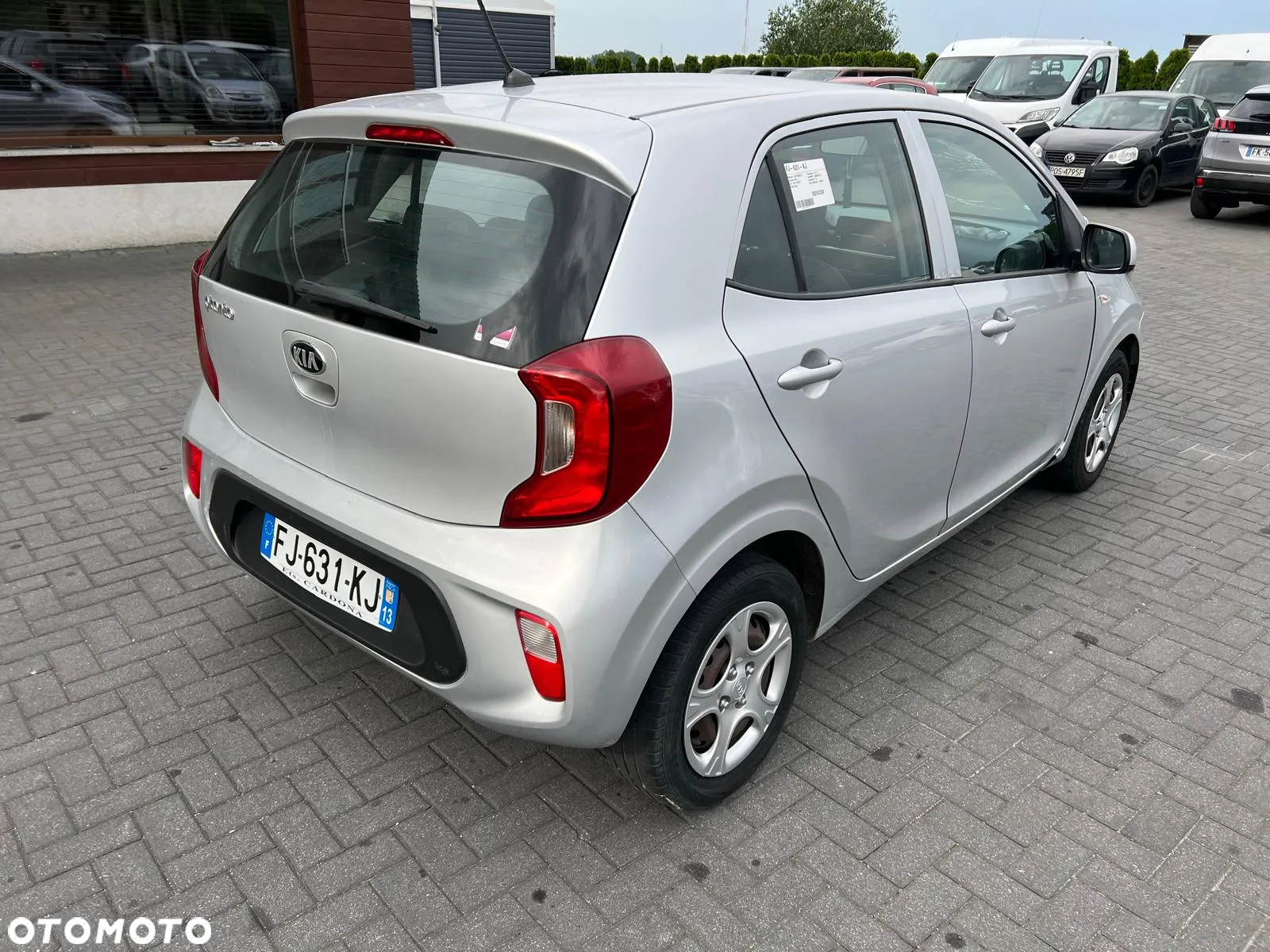 Kia Picanto - 5