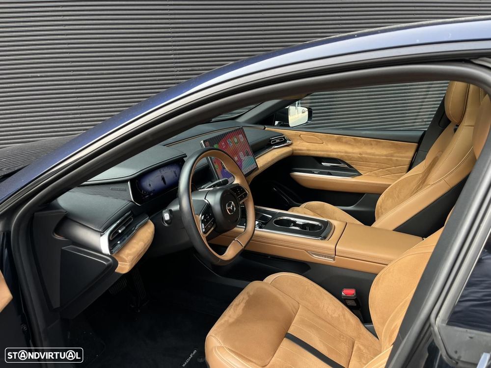 Mazda 6e 68.8 kWh Takumi Plus - 17