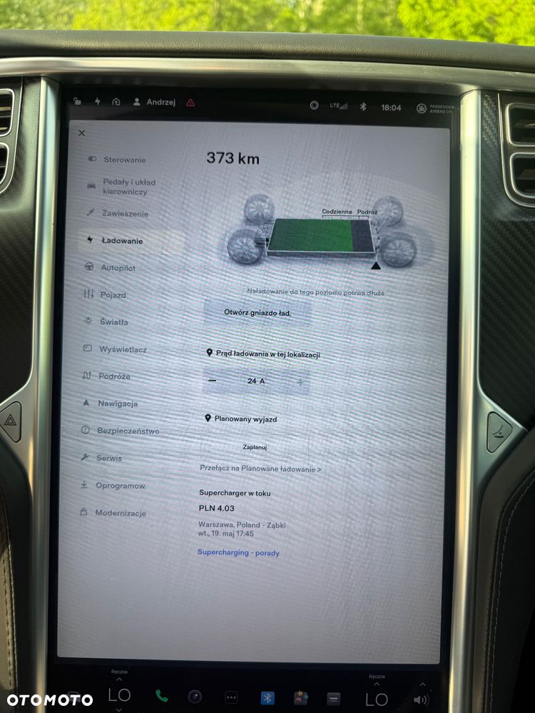 Tesla Model S - 24