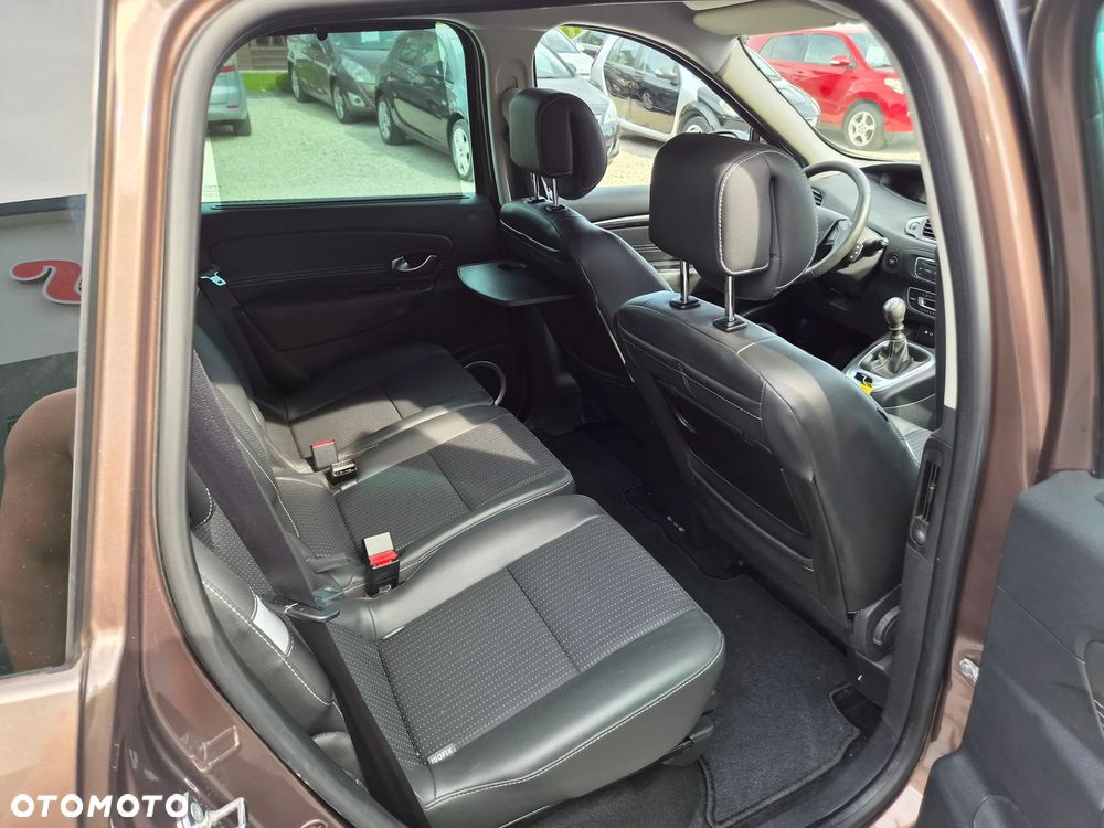 Renault Grand Scenic - 20