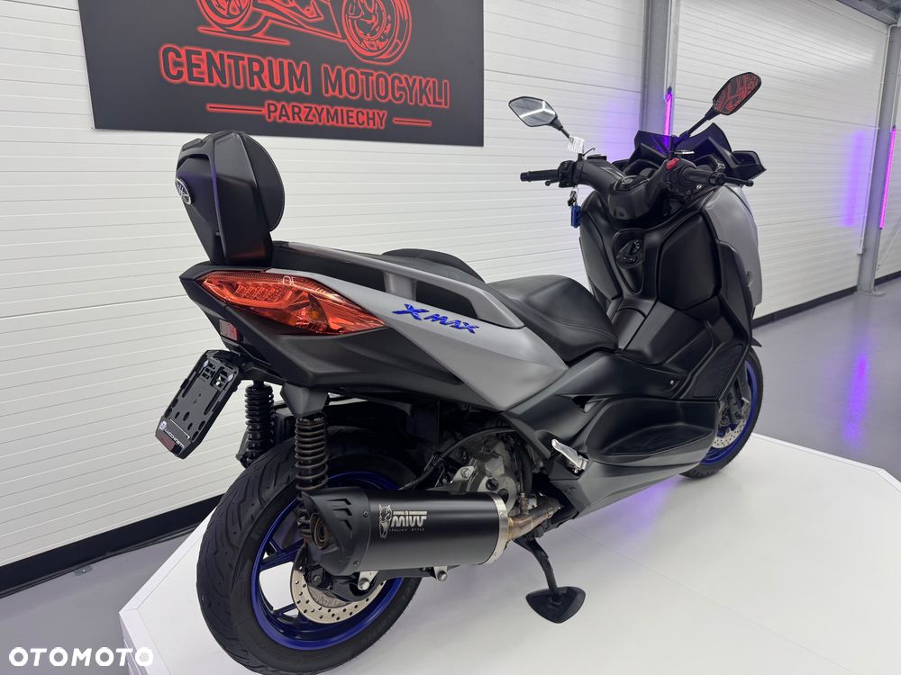 Yamaha X-max - 3