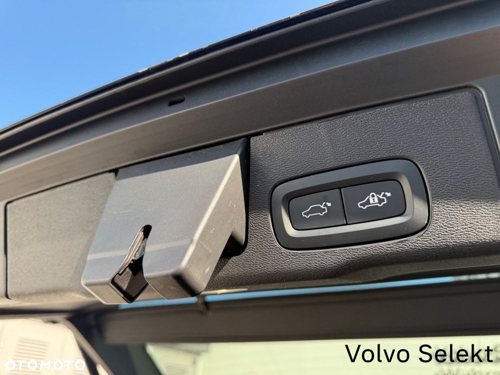 Volvo XC 60 - 32