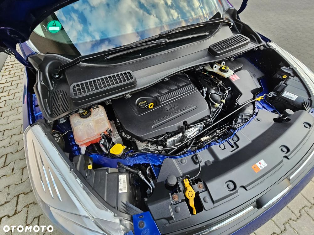 Ford Kuga 1.5 EcoBoost 2x4 SYNC - 38