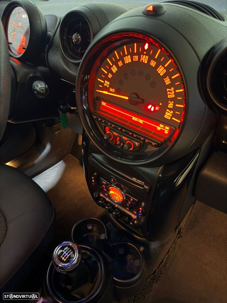 MINI Countryman Cooper D - 12