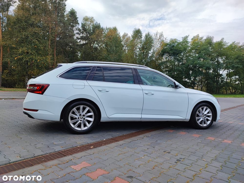 Skoda Superb 2.0 TDI Style DSG - 3
