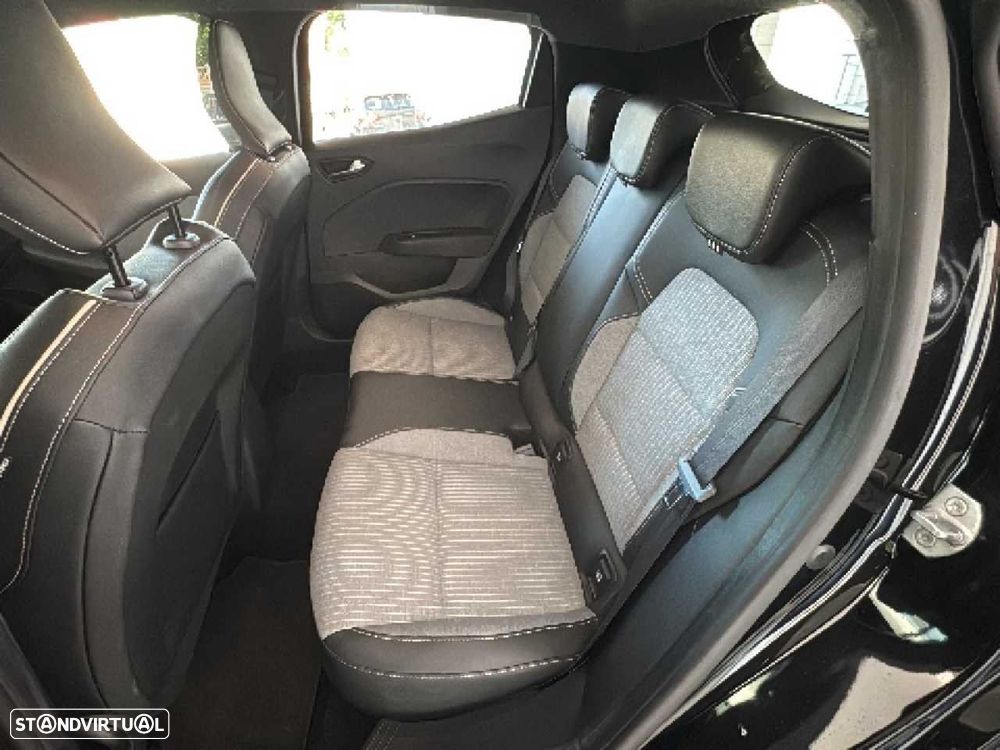 Renault Clio 1.0 TCe Techno — fotografia 10