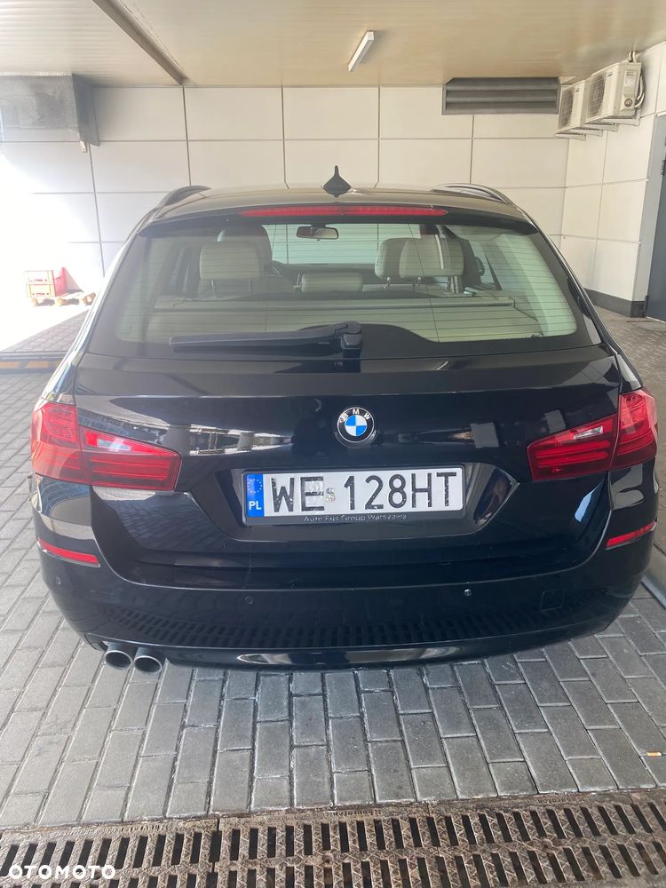 BMW Seria 5 520d xDrive - 5