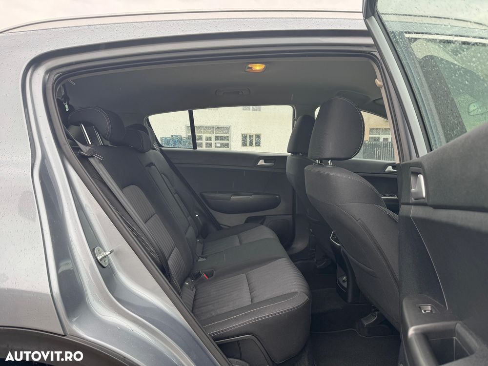 Kia Sportage 1.6 CRDI AWD Eco-Dynamics+ (48V M-H) DCT Spirit - 10