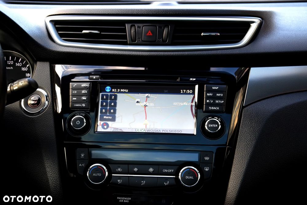 Nissan Qashqai 1.6 DIG-T Tekna+ - 26