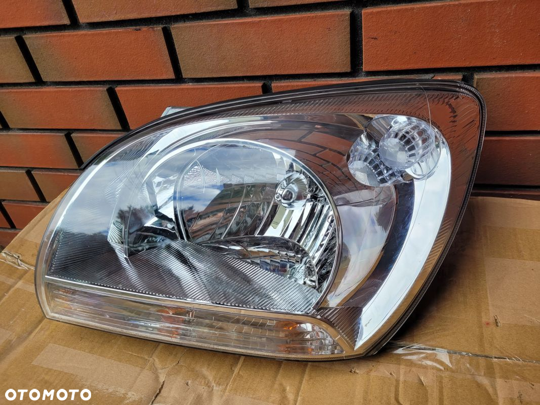 DEPO Reflektor lewy KIA SPORTAGE II 04- - 3