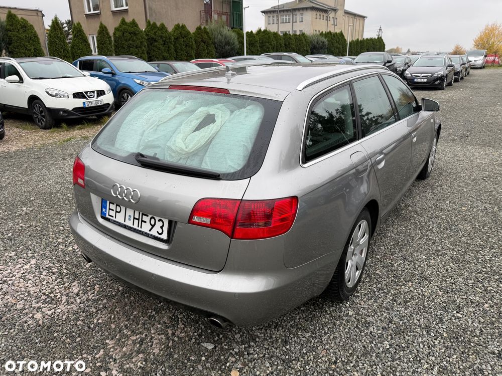 Audi A6 Avant 2.4 - 7