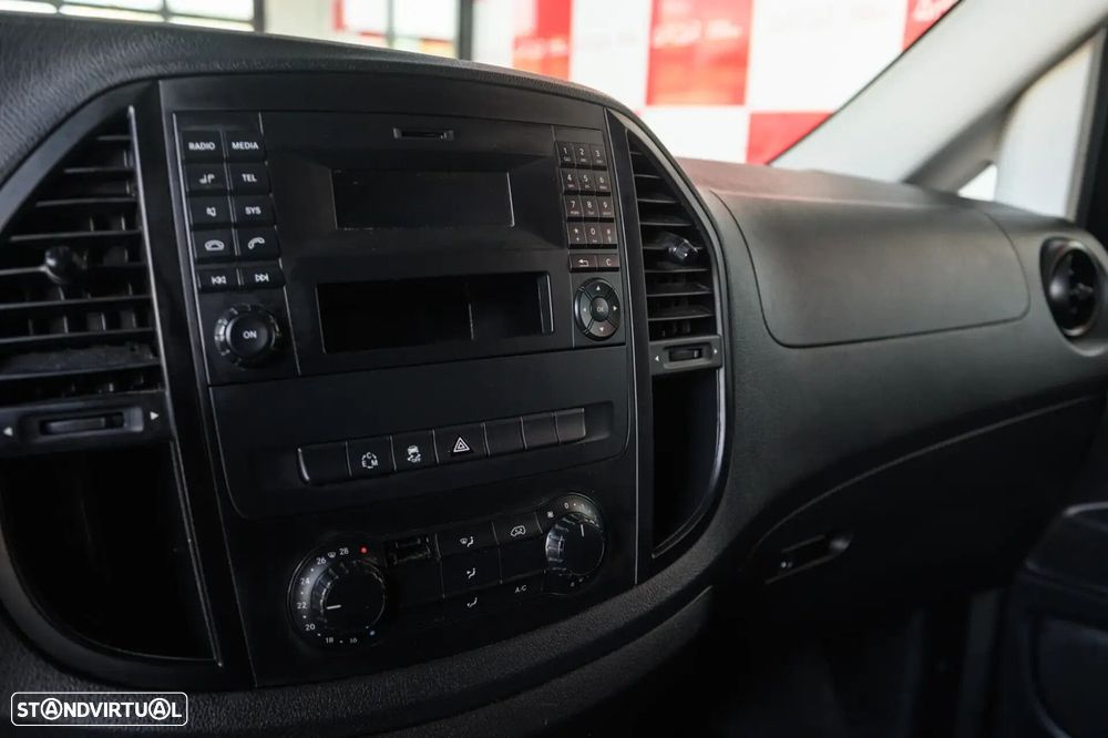 Mercedes-Benz Vito Tourer - 40