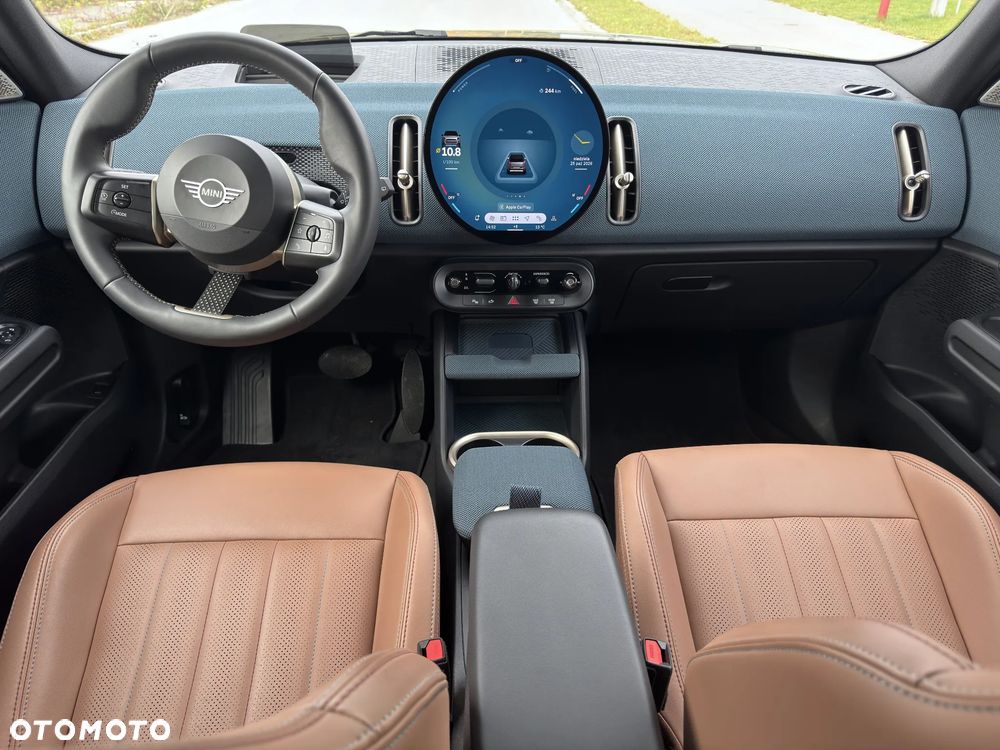 MINI Countryman C mHEV Linia Favoured - 7