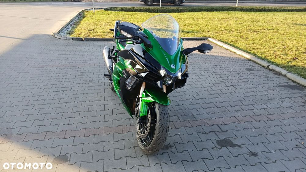 Kawasaki Ninja H2 SX - 3