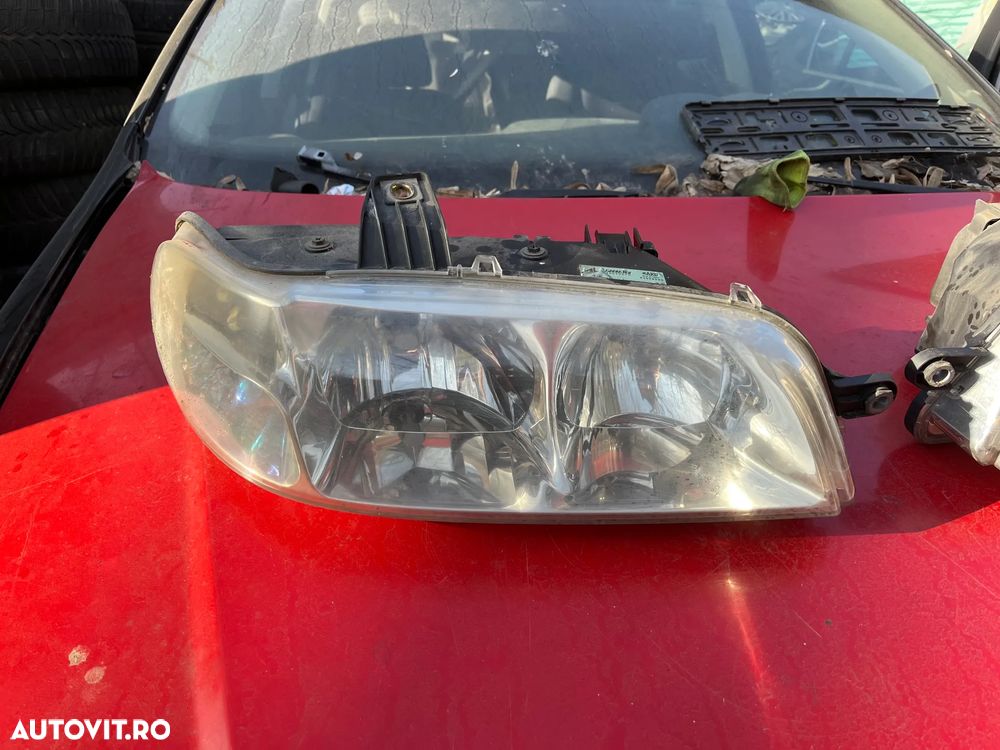 Far stanga/Far dreapta Fiat Albea non facelift 2002-2005 - 2