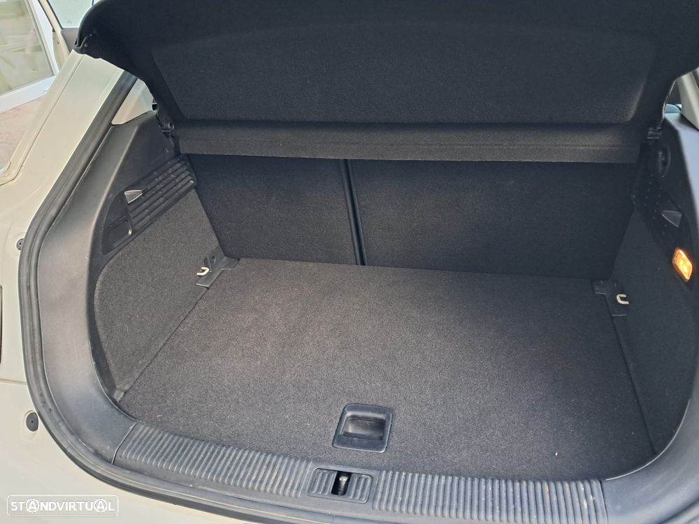 Audi A1 1.6 TDI Ambition - 8