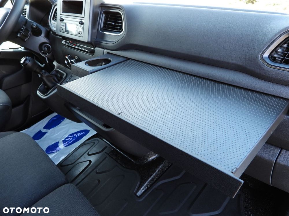 Renault MASTER PLANDEKA 10 PALET WEBASTO TEMPOMAT LEDY KLIMATYZACJA  165KM - 39