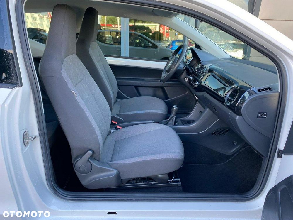 Volkswagen up! - 12