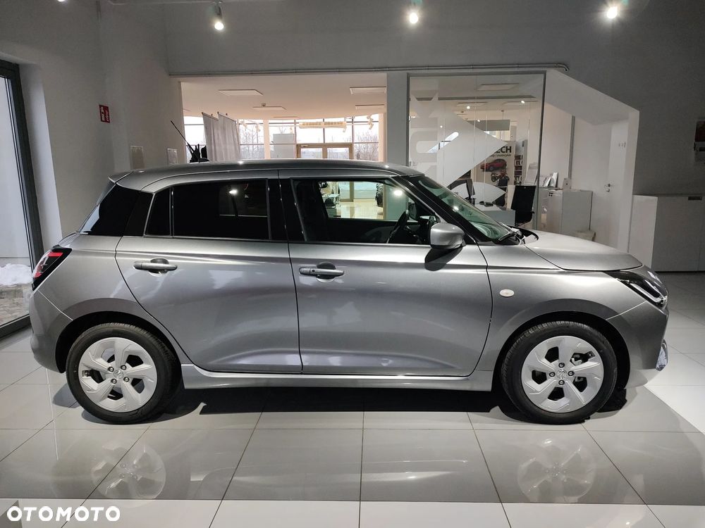 Suzuki Swift 1.2 Dualjet SHVS Premium Plus CVT - 30