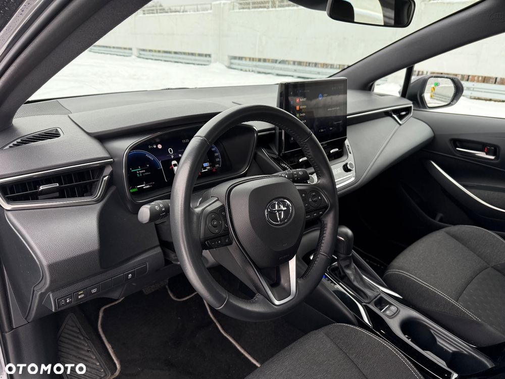 Toyota Corolla 1.8 Hybrid Comfort - 13
