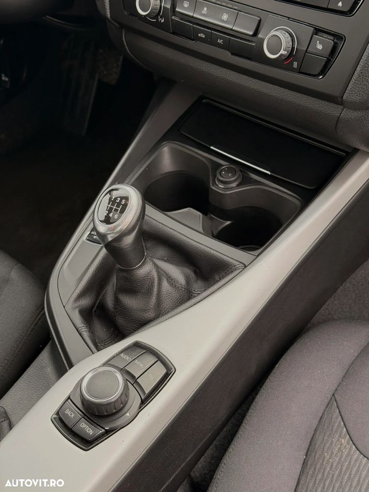 BMW Seria 1 114i - 13