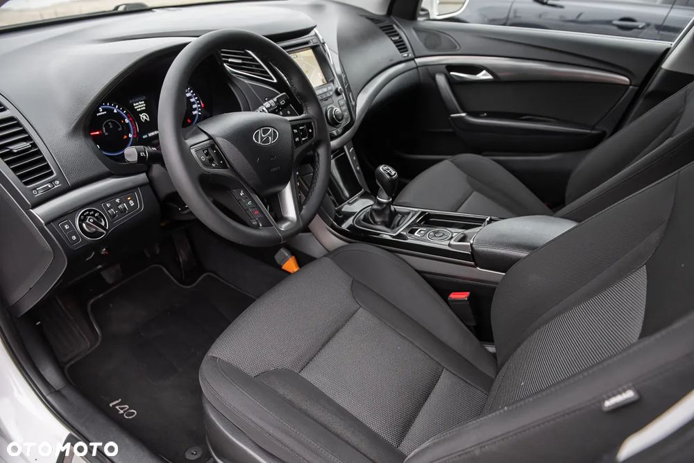 Hyundai i40 - 15