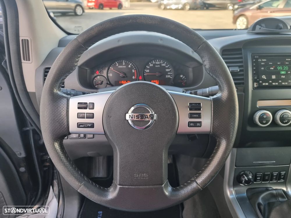 Nissan Navara 2.5 dCi CD LE 4WD - 12
