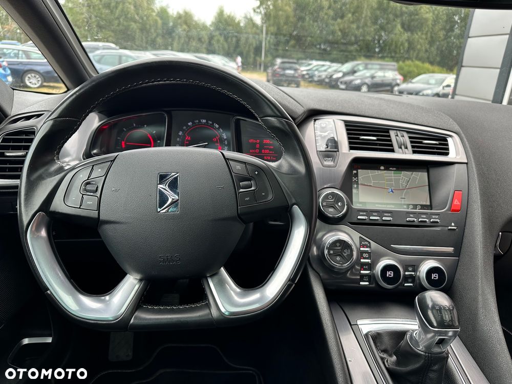 Citroën DS5 BlueHDi 150 Business Class - 32