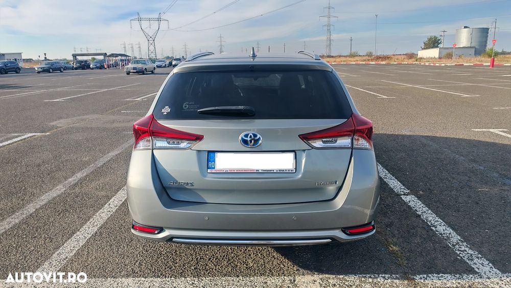 Toyota Auris 2017 photo 5