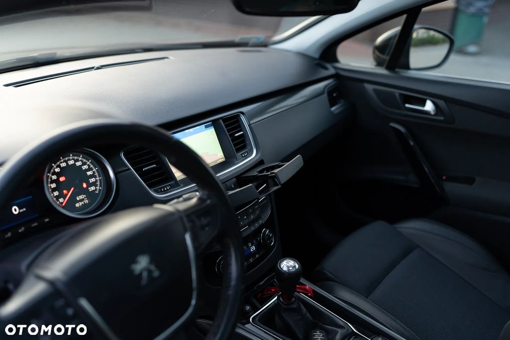 Peugeot 508 1.6 T Active - 12