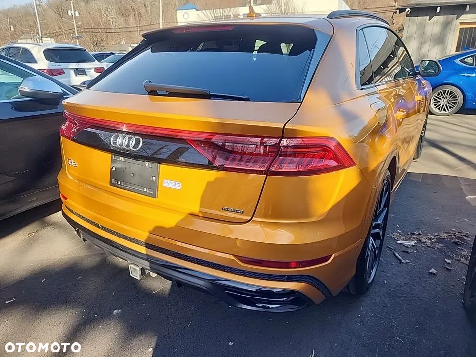 Audi Q8 55 TFSI quattro tiptronic