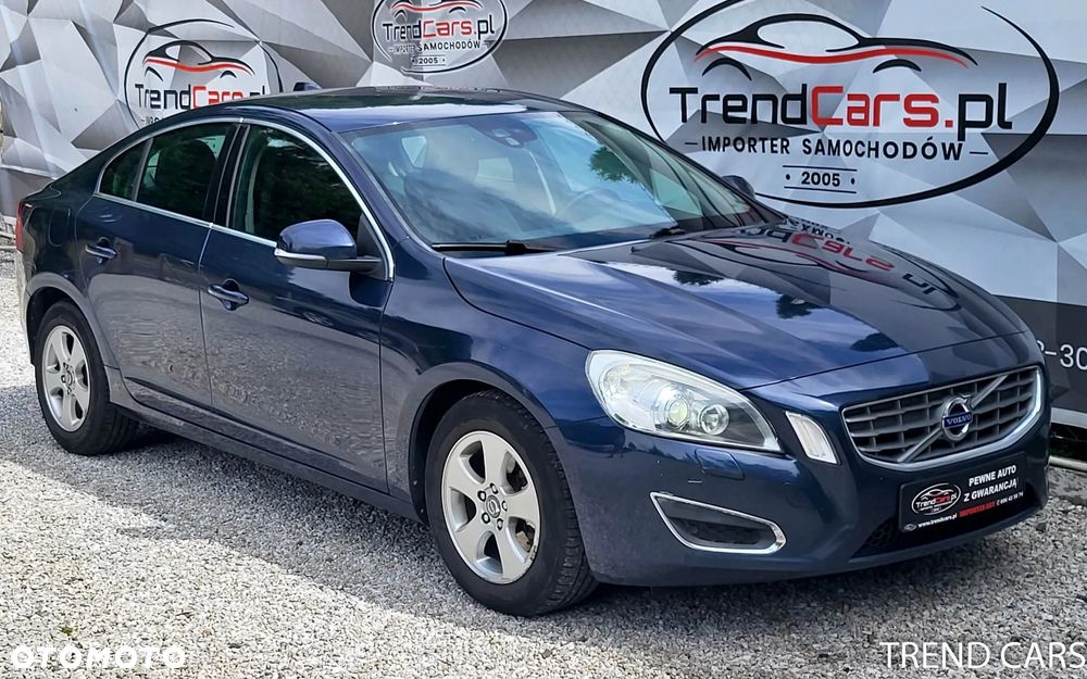 Volvo S60 D2 Momentum - 14