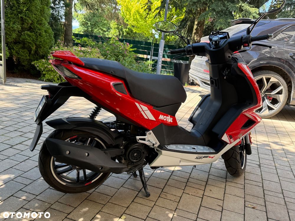 Peugeot Speedfight - 4