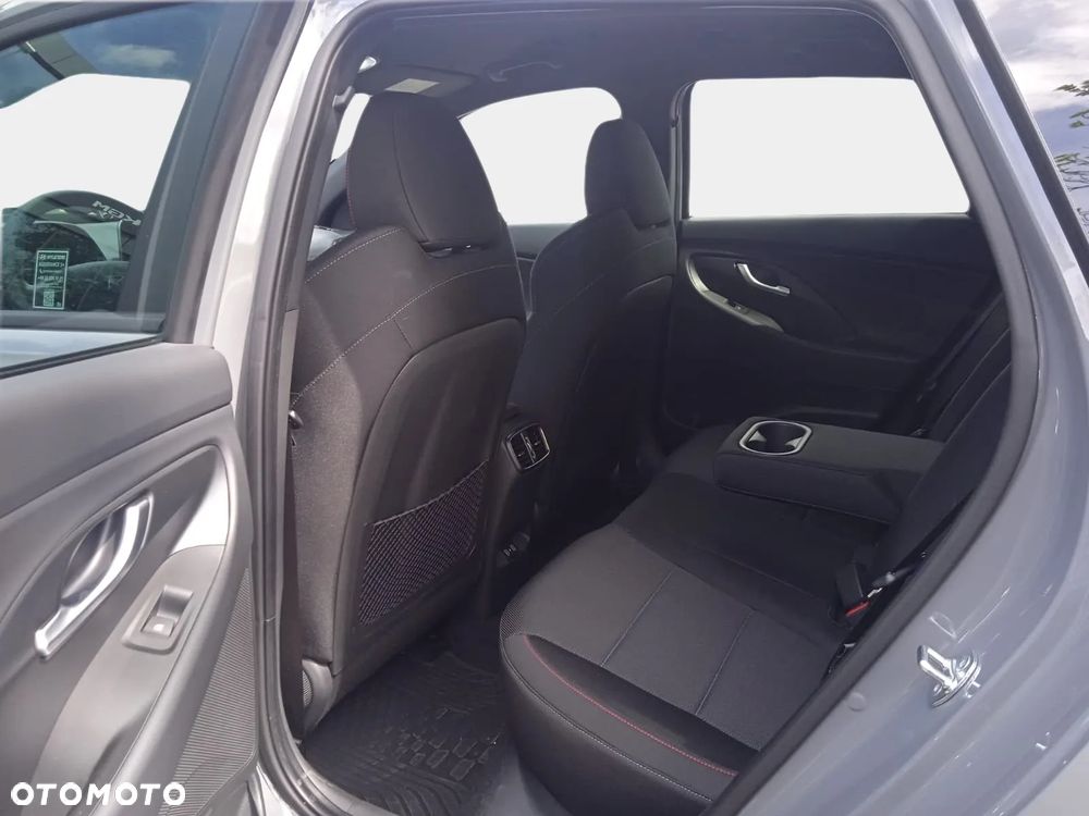 Hyundai i30 1.5 T-GDI 48V Modern DCT - 34