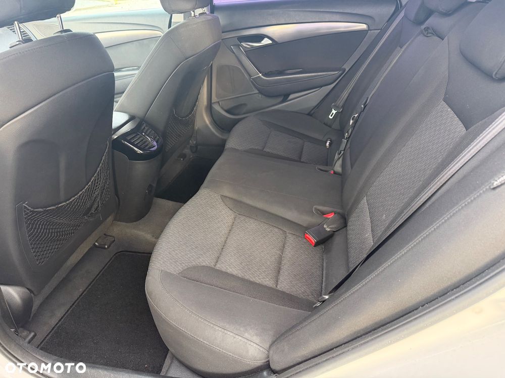 Hyundai i40 1.7 CRDi Classic - 17