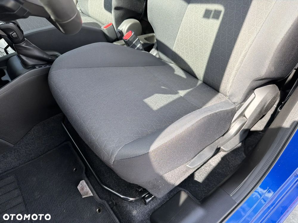 Suzuki Swift 1.2 Dualjet SHVS Premium Plus CVT - 13