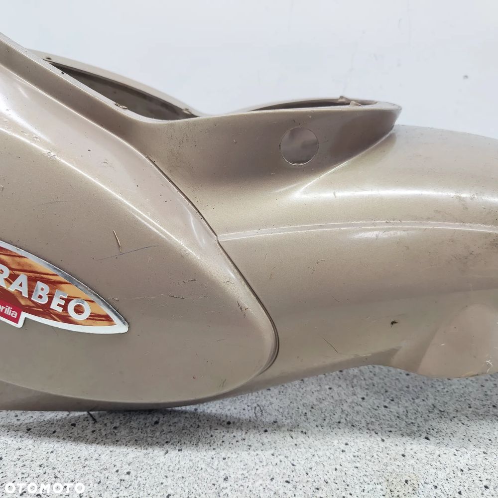 Zadupek, ogon, owiewka, osłona tył Aprilia Scarabeo 50 - 4