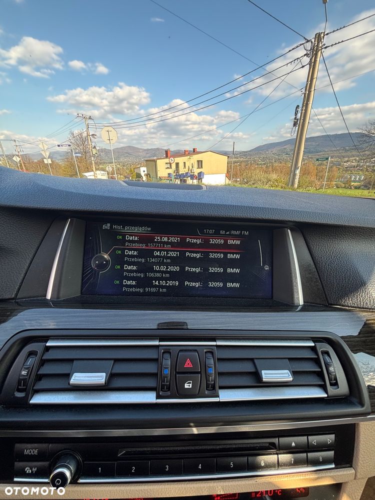 BMW Seria 5 530d xDrive Luxury Line - 13