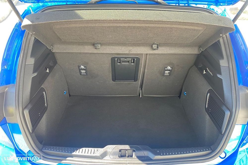 Ford Focus 1.0 EcoBoost MHEV ST-Line X - 17