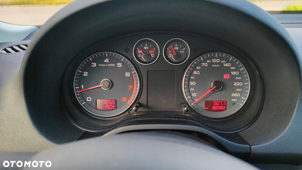 Audi A3 Sportback 1.6 S line Sportpaket (plus) - 3
