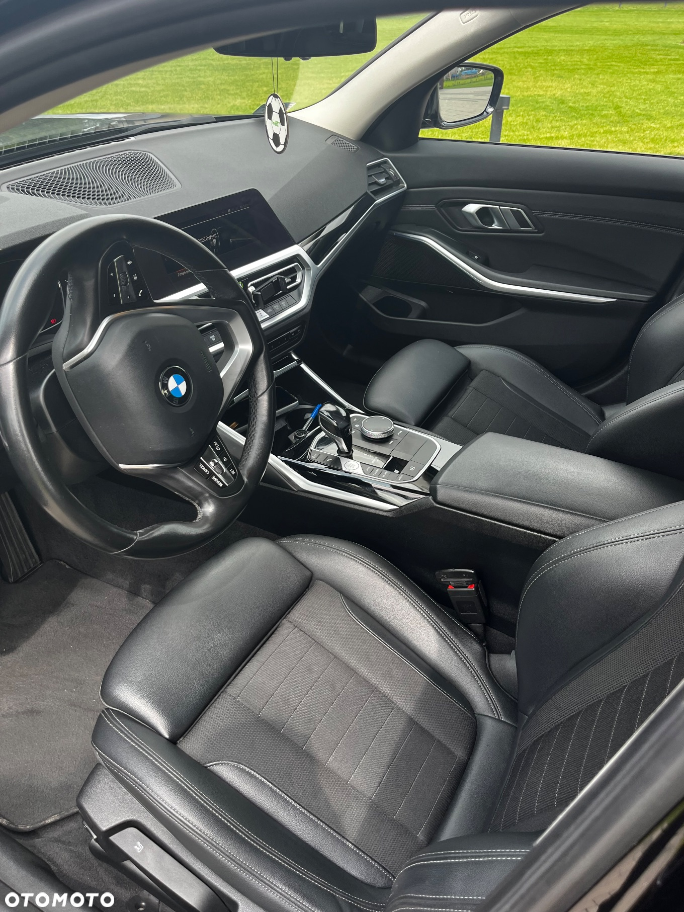 BMW Seria 3 318d Sport Line Shadow - 16