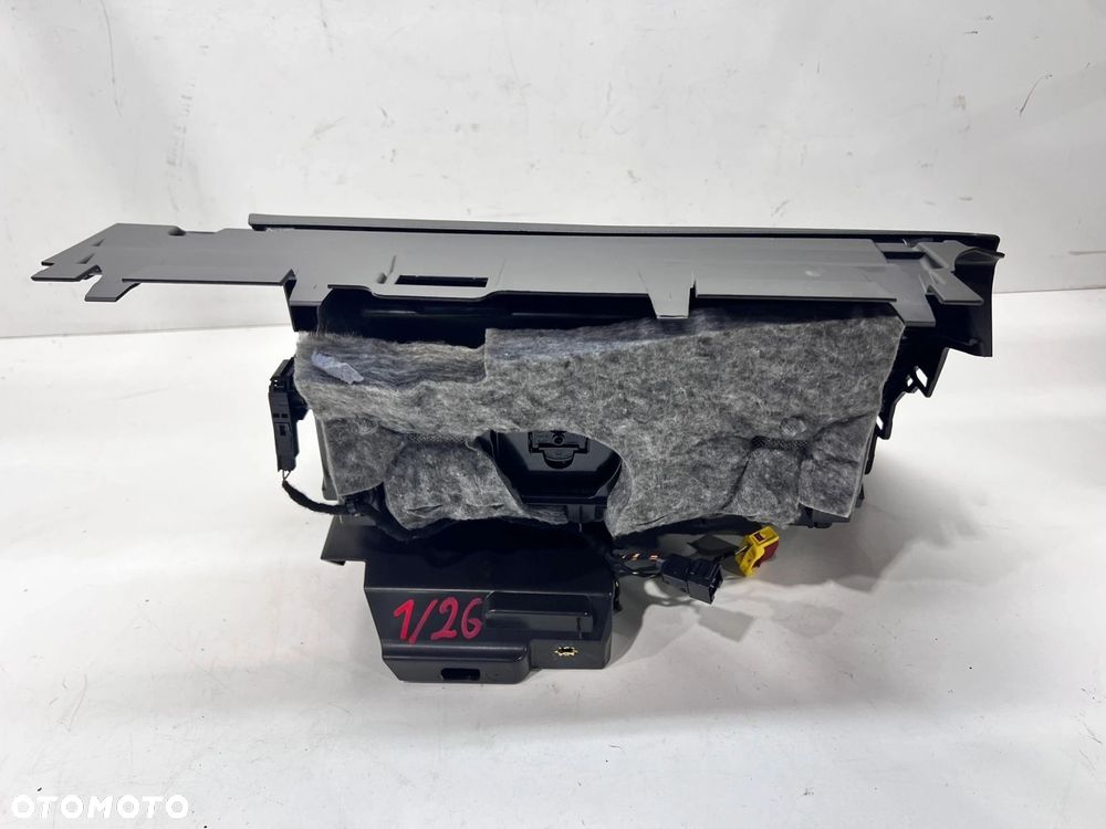 SCHOWEK PASAŻERA AUDI Q5 80A FY 80B857035A 1/26 - 4