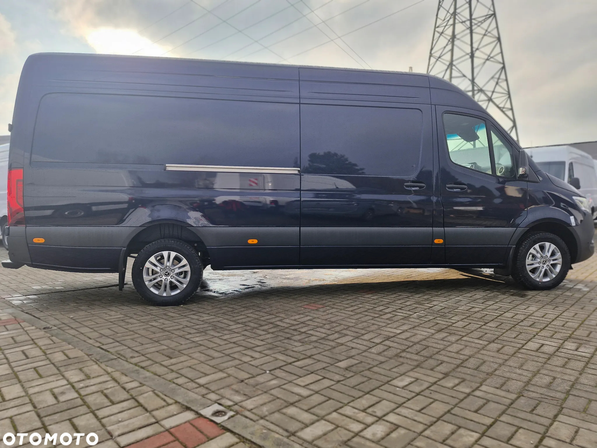 Mercedes-Benz Sprinter 319 CDI - 4
