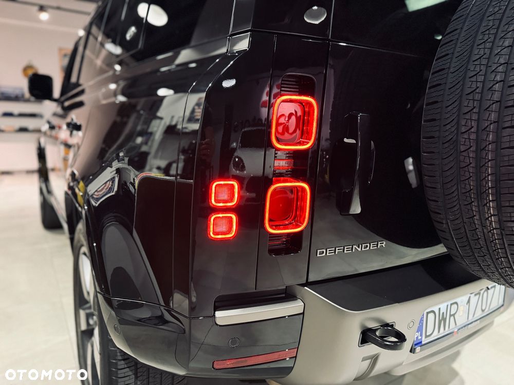 Land Rover Defender 3.0 D300 mHEV HSE - 16