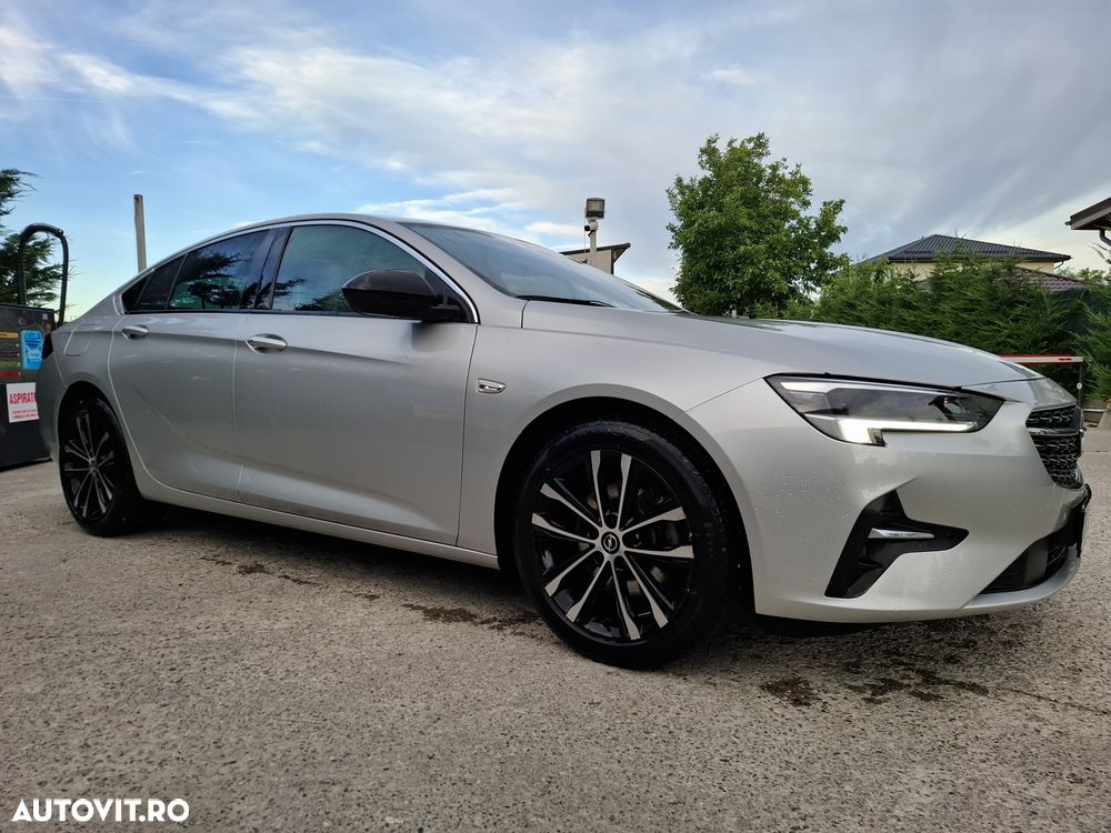 Opel Insignia 2.0 Start/Stop Aut. 4X4 Elegance - 3